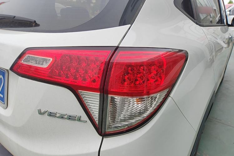 Used Honda Vezel 2020 1.5L CVT Pioneer Edition Right Rear Taillight