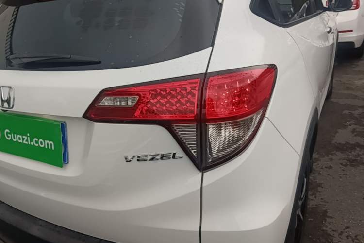 Used Honda Vezel 2020 1.5L CVT Pioneer Edition Right Rear Taillight