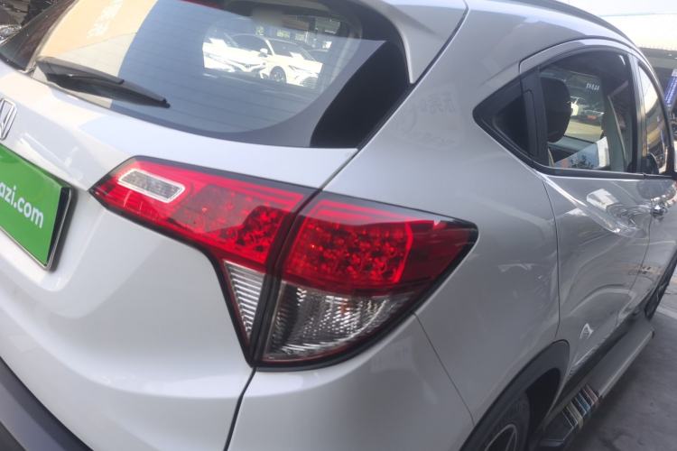 Used Honda Vezel 2020 1.5L CVT Pioneer Edition Right Rear Taillight