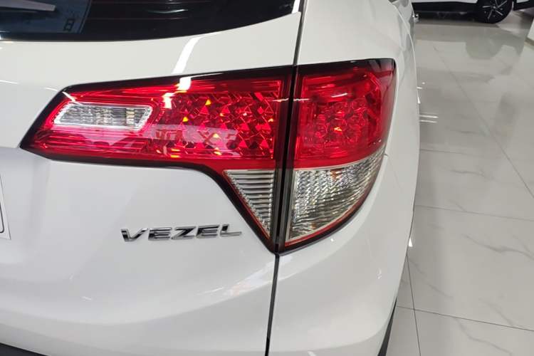 Used Honda Vezel 2020 1.5L CVT Pioneer Edition Right Rear Taillight