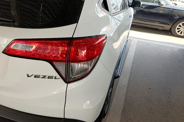 Used Honda Vezel 2020 1.5L CVT Pioneer Edition Right Rear Taillight