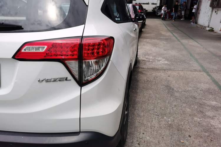 Used Honda Vezel 2020 1.5L CVT Pioneer Edition Right Rear Taillight