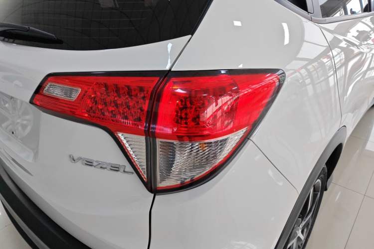 Used Honda Vezel 2020 1.5L CVT Pioneer Edition Right Rear Taillight