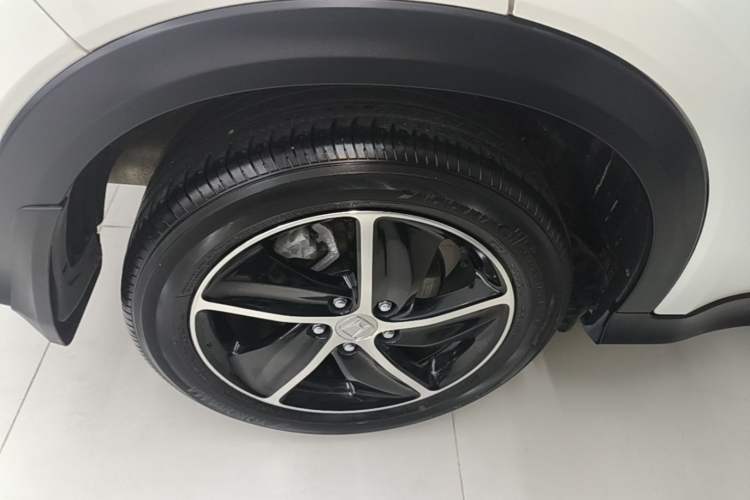 Used Honda Vezel 2020 1.5L CVT Pioneer Edition Right Rear Wheel Hub