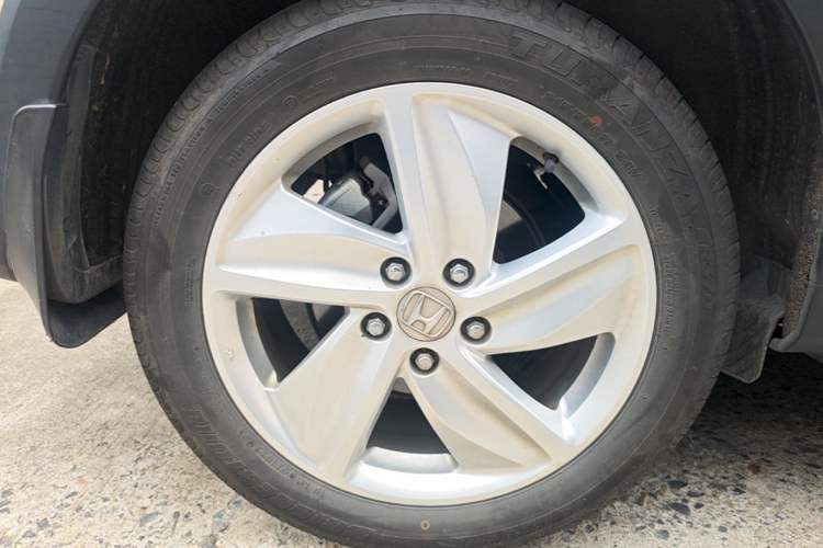 Used Honda Vezel 2020 220 TURBO CVT Elite Edition Right Rear Wheel Hub