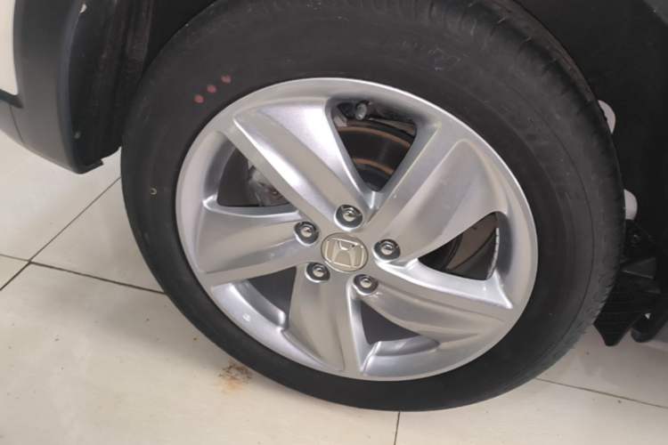 Used Honda Vezel 2020 220 TURBO CVT Elite Edition Right Rear Wheel Hub
