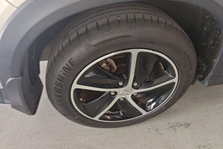 Used Honda Vezel 2020 1.5L CVT Pioneer Edition Right Rear Wheel Hub