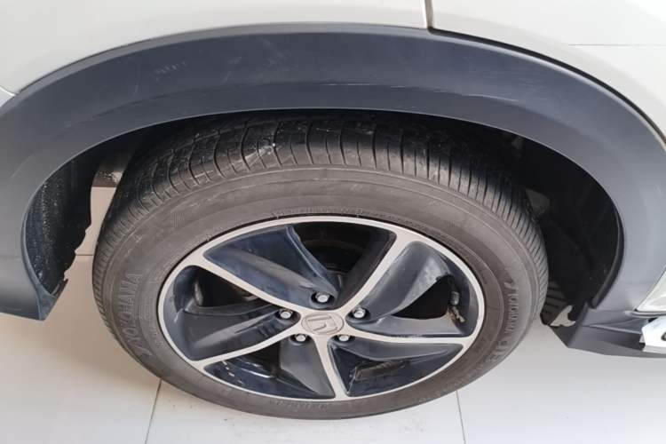 Used Honda Vezel 2020 1.5L CVT Pioneer Edition Right Rear Wheel Hub