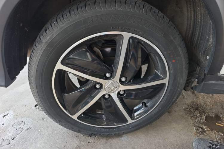 Used Honda Vezel 2020 1.5L CVT Luxury Edition Right Rear Wheel Hub