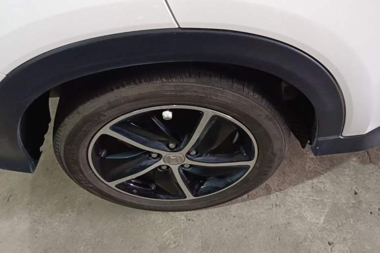 Used Honda Vezel 2020 1.5L CVT Pioneer Edition Right Rear Wheel Hub