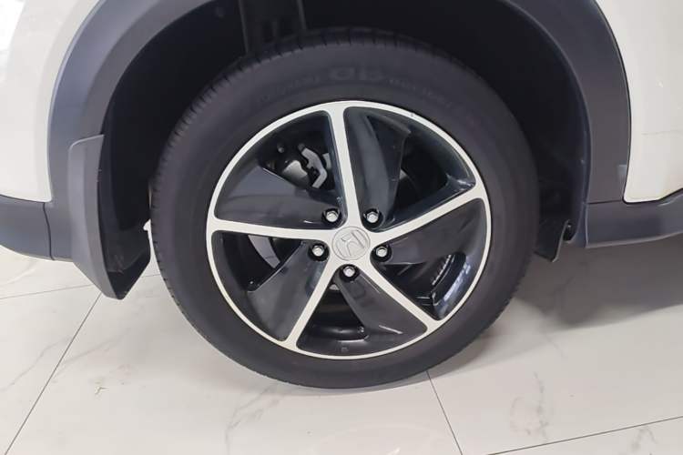 Used Honda Vezel 2020 1.5L CVT Pioneer Edition Right Rear Wheel Hub