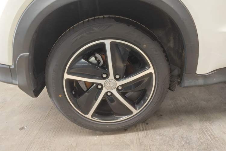 Used Honda Vezel 2020 220 TURBO CVT Luxury Edition Right Rear Wheel Hub