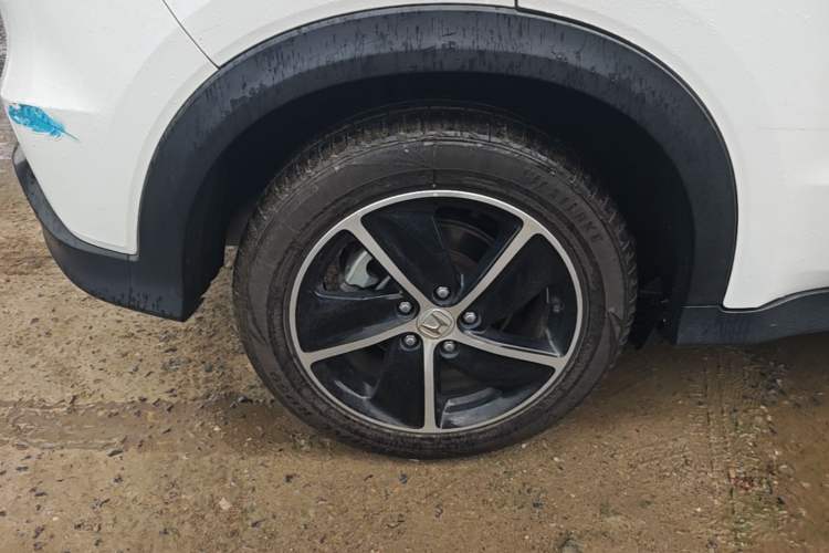 Used Honda Vezel 2020 1.5L CVT Pioneer Edition Right Rear Wheel Hub