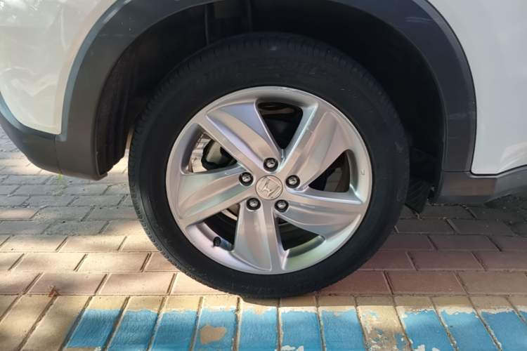 Used Honda Vezel 2020 1.5L CVT Elite Edition Right Rear Wheel Hub