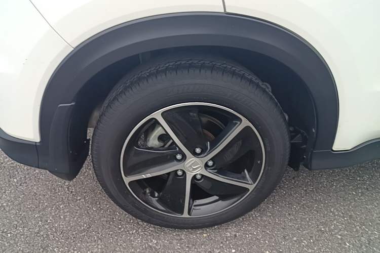 Used Honda Vezel 2020 1.5L CVT Luxury Edition Right Rear Wheel Hub