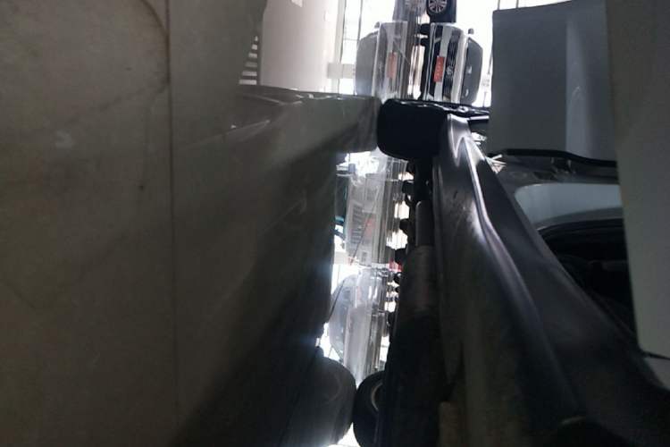 Used Honda Vezel 2020 220 TURBO CVT Luxury Edition Right Side Sill