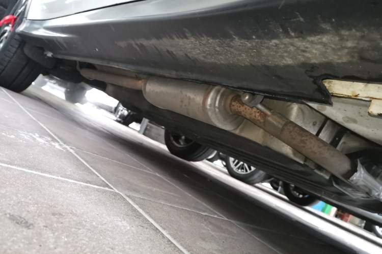 Used Honda Vezel 2020 1.5L CVT Pioneer Edition Right Side Sill