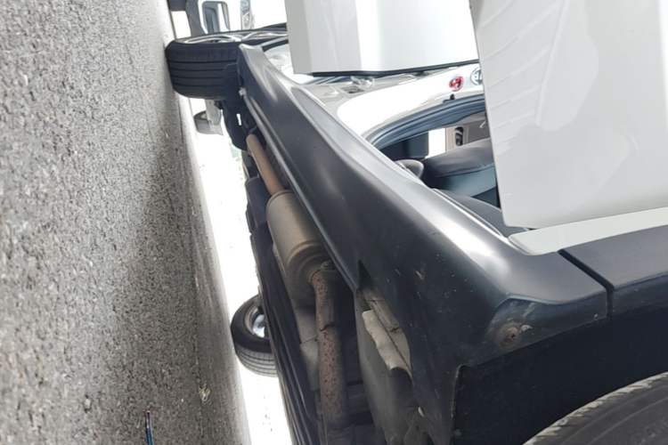 Used Honda Vezel 2020 1.5L CVT Pioneer Edition Right Side Sill