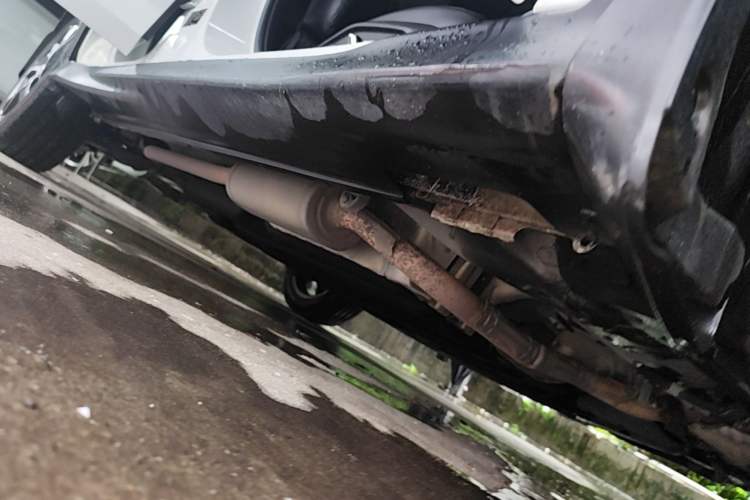 Used Honda Vezel 2020 1.5L CVT Pioneer Edition Right Side Sill