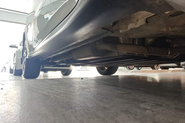 Used Honda Vezel 2020 1.5L CVT Pioneer Edition Right Side Sill