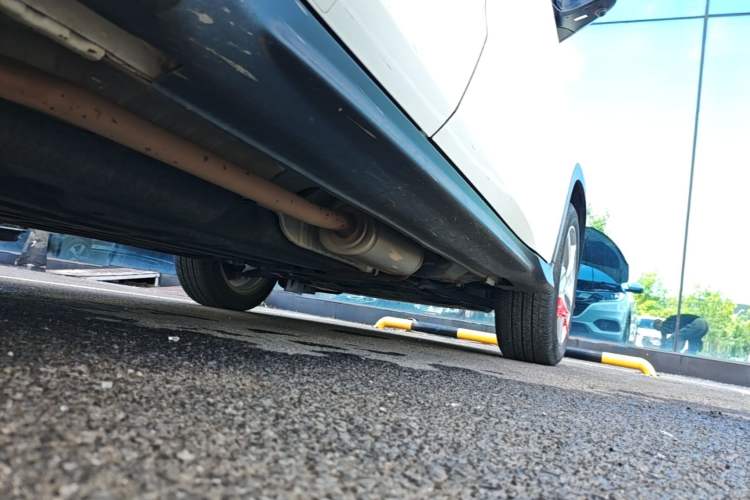 Used Honda Vezel 2020 1.5L CVT Elite Edition Right Side Sill