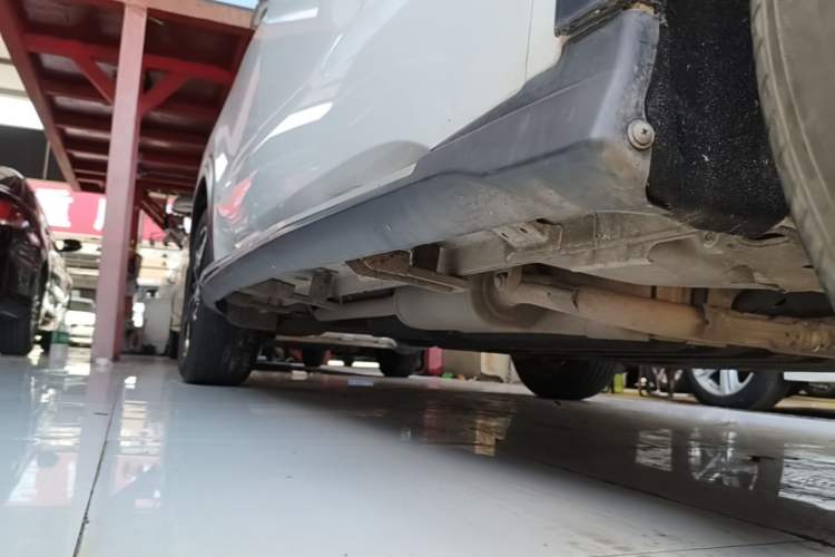 Used Honda Vezel 2020 1.5L CVT Pioneer Edition Right Side Sill