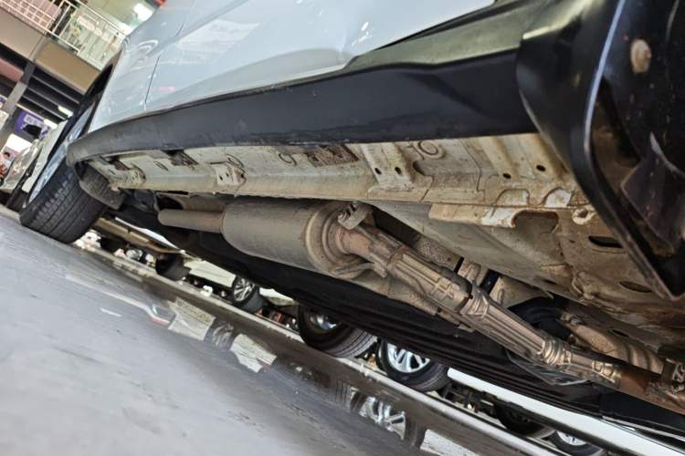 Used Honda Vezel 2020 220 TURBO CVT Elite Edition Right Side Sill