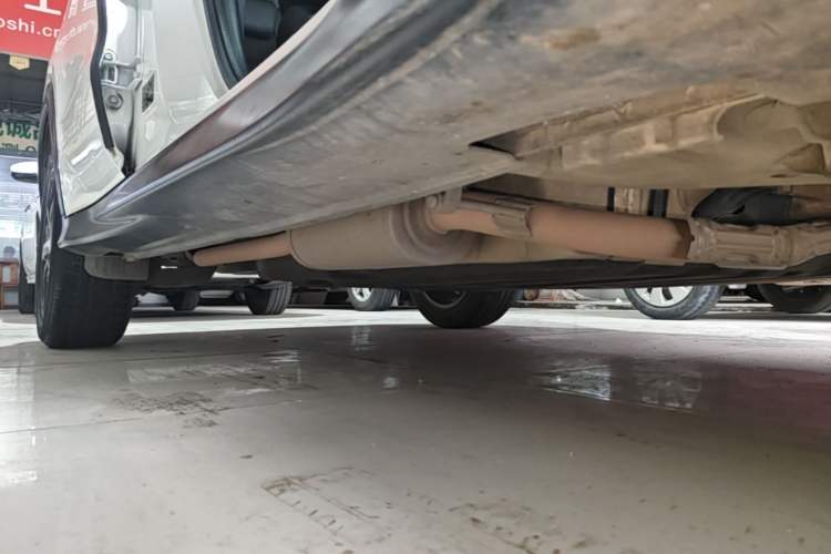 Used Honda Vezel 2020 1.5L CVT Pioneer Edition Right Side Sill