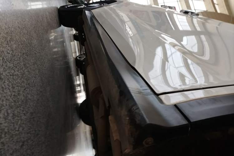 Used Honda Vezel 2020 1.5L CVT Luxury Edition Right Side Sill