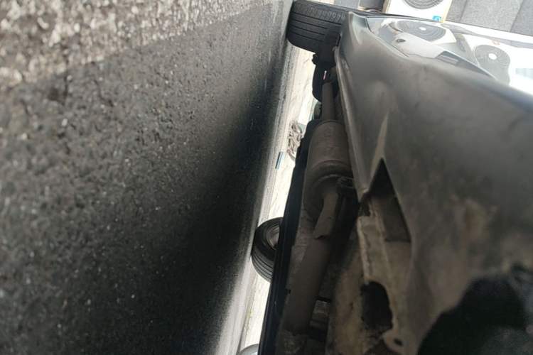 Used Honda Vezel 2020 1.5L CVT Pioneer Edition Right Side Sill