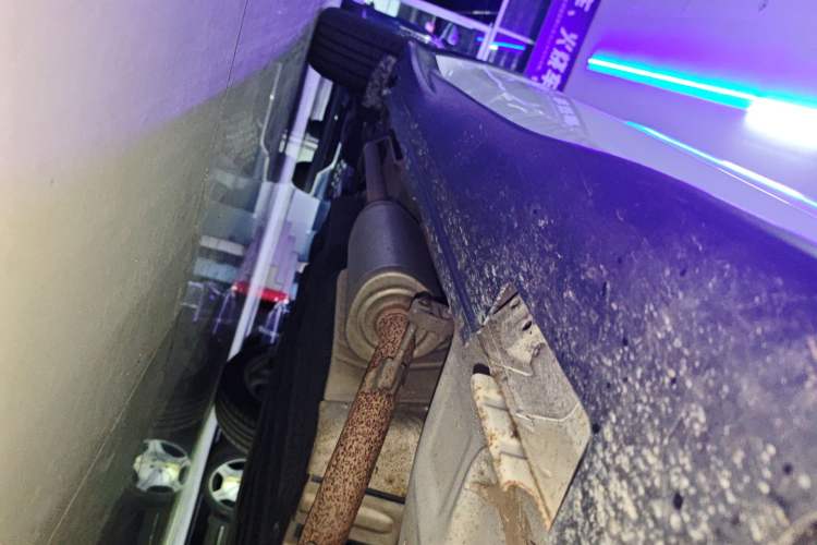 Used Honda Vezel 2020 1.5L CVT Pioneer Edition Right Side Sill