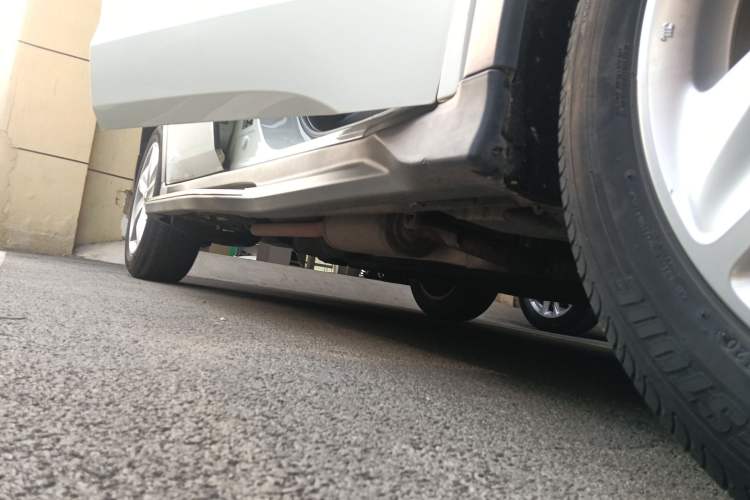 Used Honda Vezel 2020 1.5L CVT Elite Edition Right Side Sill