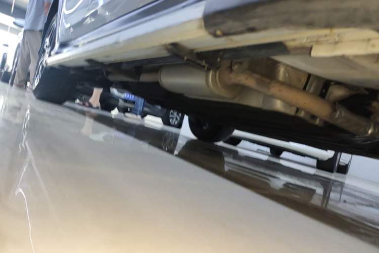 Used Honda Vezel 2020 1.5L CVT Luxury Edition Right Side Sill