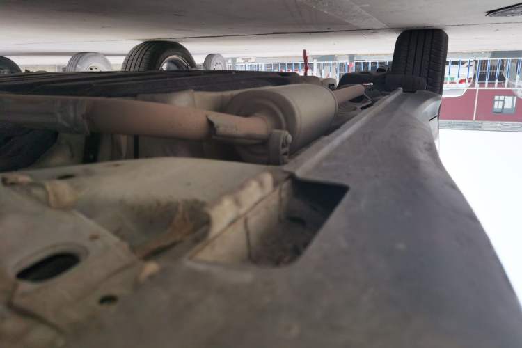 Used Honda Vezel 2020 1.5L CVT Pioneer Edition Right Side Sill