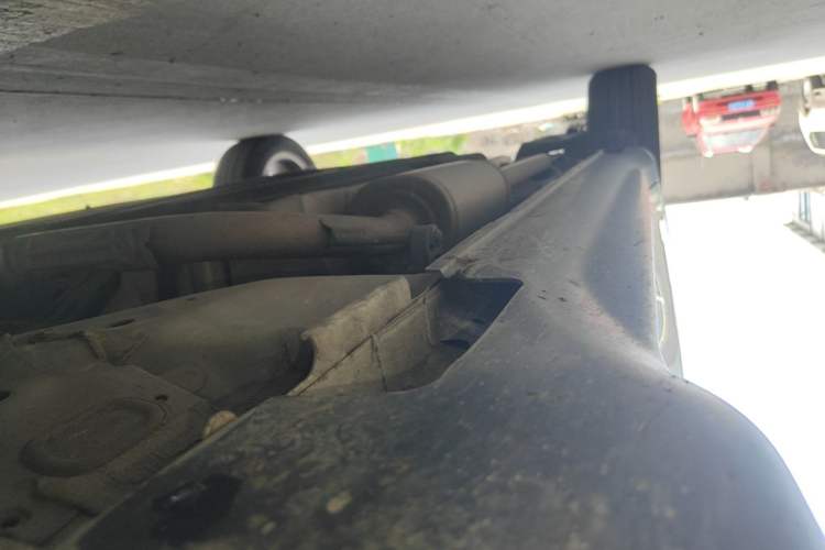Used Honda Vezel 2020 1.5L CVT Elite Edition Right Side Sill