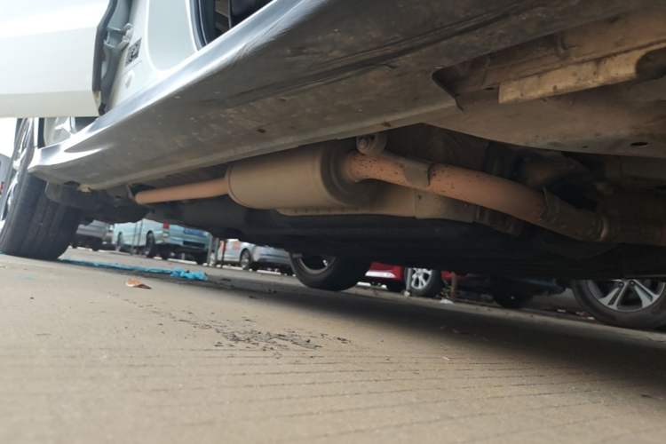 Used Honda Vezel 2020 1.5L CVT Pioneer Edition Right Side Sill