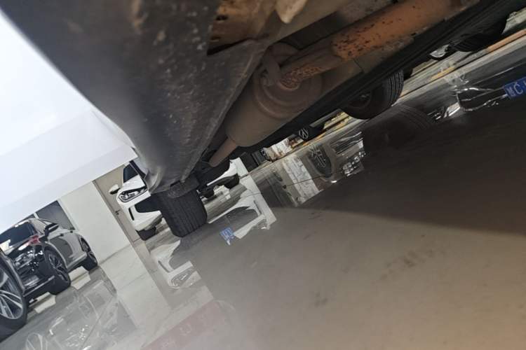 Used Honda Vezel 2020 1.5L CVT Luxury Edition Right Side Sill