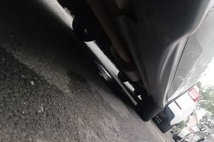 Used Honda Vezel 2020 1.5L CVT Pioneer Edition Right Side Sill