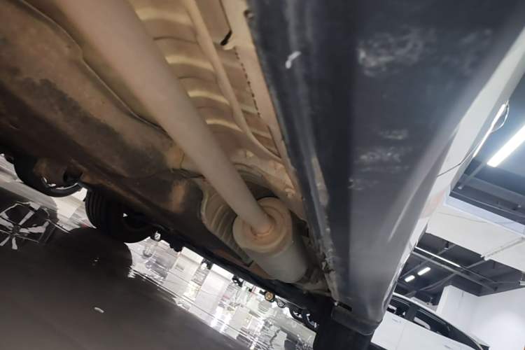 Used Honda Vezel 2020 1.5L CVT Pioneer Edition Right Side Sill