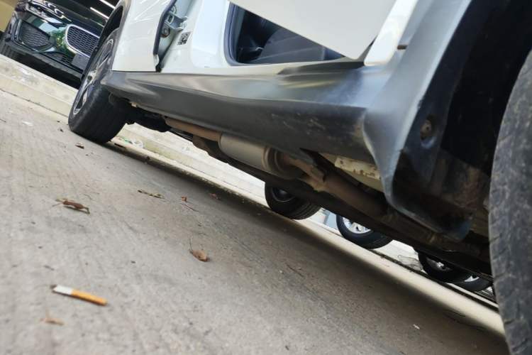 Used Honda Vezel 2020 1.5L CVT Luxury Edition Right Side Sill