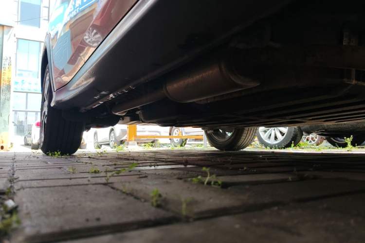 Used Honda Vezel 2020 1.5L CVT Pioneer Edition Right Side Sill
