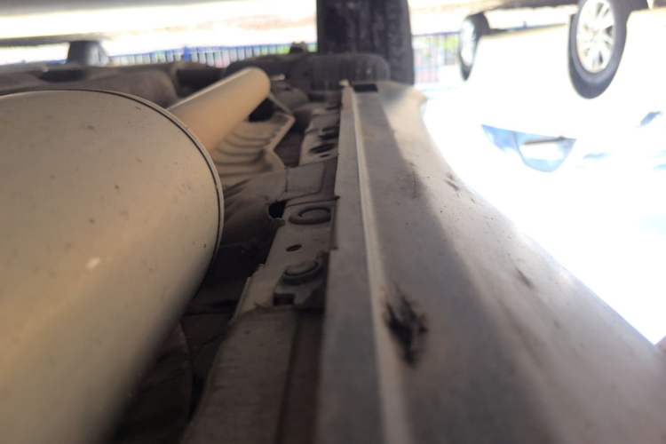 Used Honda Vezel 2020 220 TURBO CVT Luxury Edition Right Side Sill