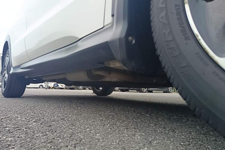 Used Honda Vezel 2020 1.5L CVT Luxury Edition Right Side Sill