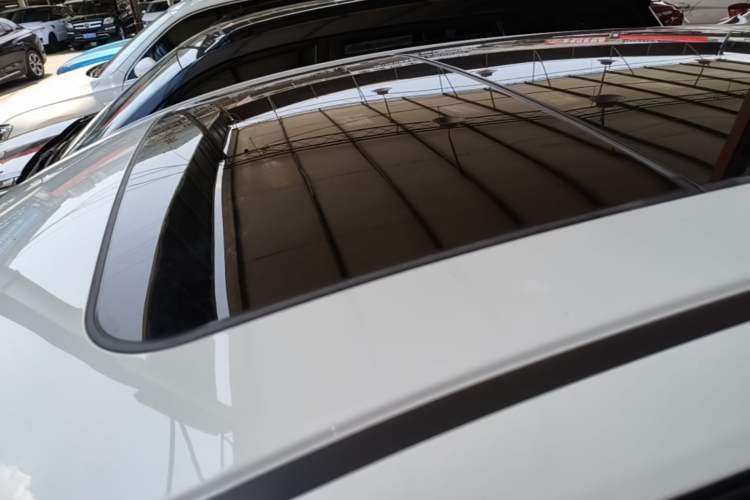 Used Honda Vezel 2020 1.5L CVT Pioneer Edition Roof