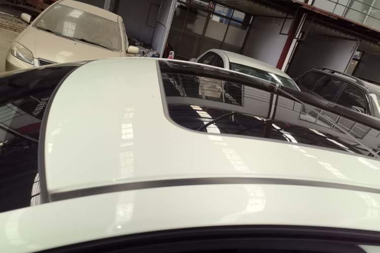 Used Honda Vezel 2020 1.5L CVT Pioneer Edition Roof