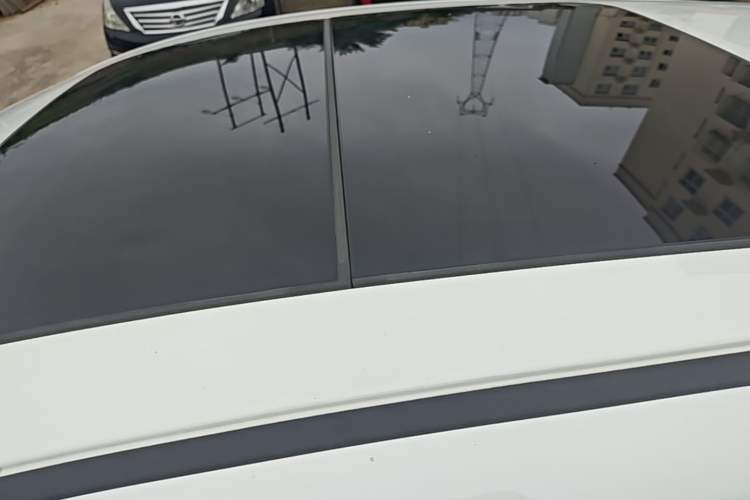 Used Honda Vezel 2020 1.5L CVT Elite Edition Roof