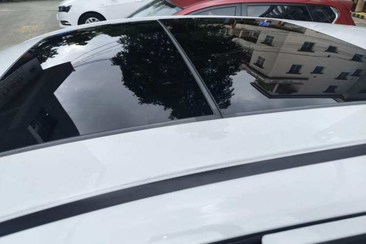 Used Honda Vezel 2020 1.5L CVT Pioneer Edition Roof