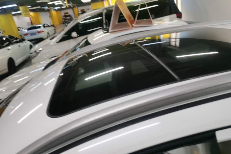 Used Honda Vezel 2020 1.5L CVT Pioneer Edition Roof