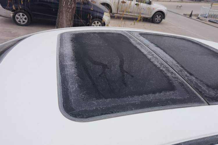 Used Honda Vezel 2020 1.5L CVT Pioneer Edition Roof