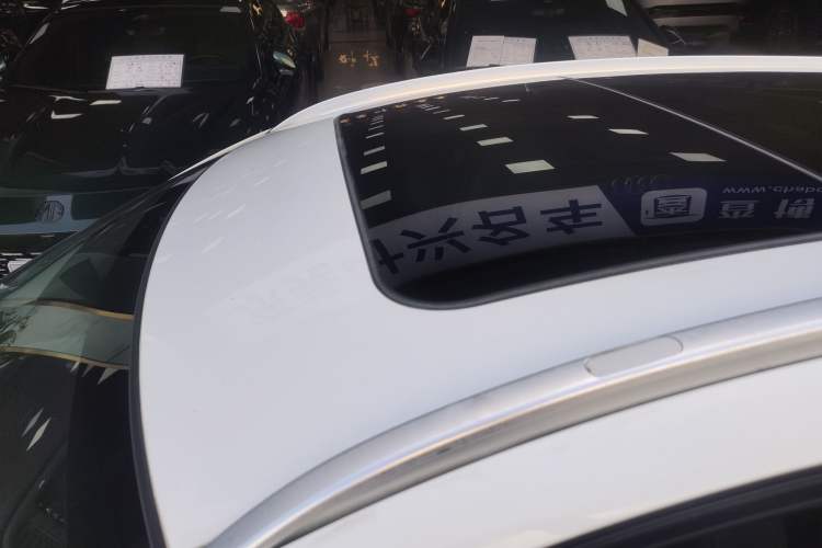 Used Honda Vezel 2020 1.5L CVT Pioneer Edition Roof